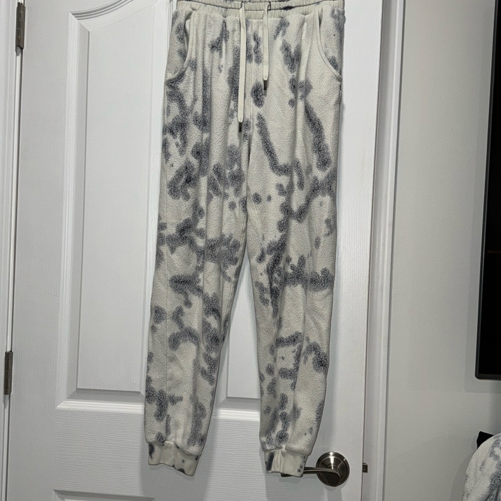 Feat joggers